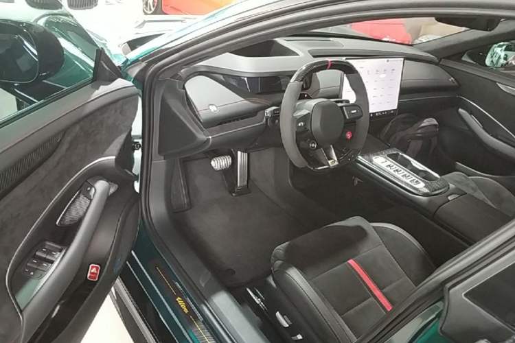 Used Xiaomi Auto SU7 Ultra 2025 Ultra Model Driver Seat