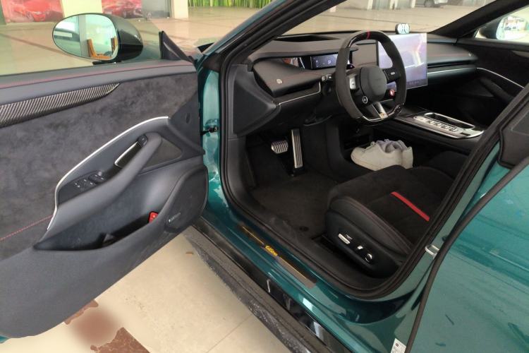Used Xiaomi Auto SU7 Ultra 2025 Ultra Model Driver Seat