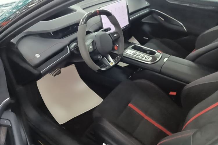 Used Xiaomi Auto SU7 Ultra 2025 Ultra Model Driver Seat