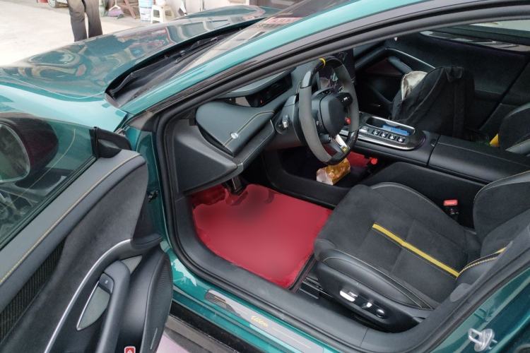 Used Xiaomi Auto SU7 Ultra 2025 Ultra Model Driver Seat