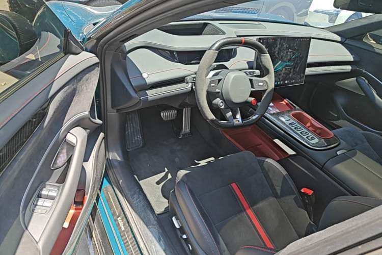 Used Xiaomi Auto SU7 Ultra 2025 Ultra Model Driver Seat