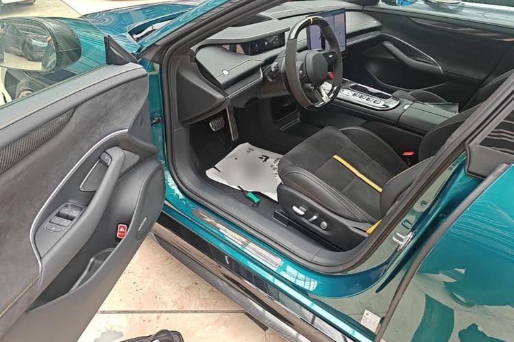 Used Xiaomi Auto SU7 Ultra 2025 Ultra Model Driver Seat