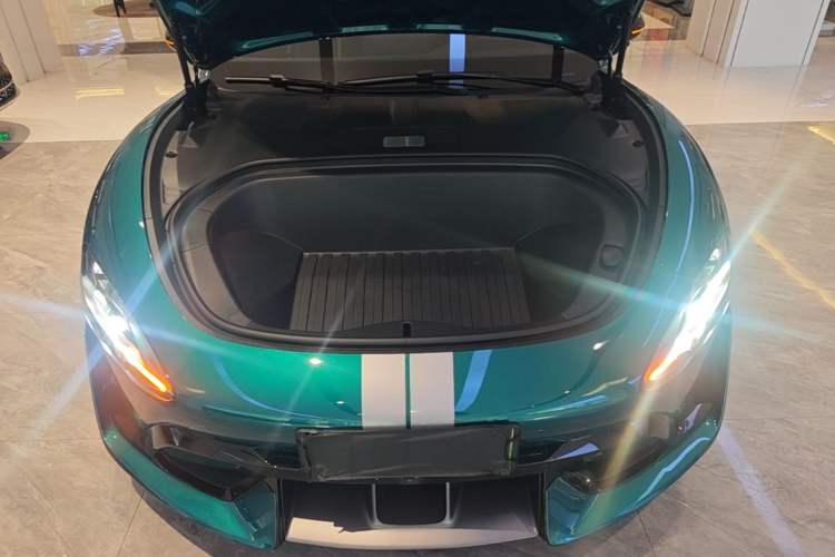Used Xiaomi Auto SU7 Ultra 2025 Ultra Model Engine Bay