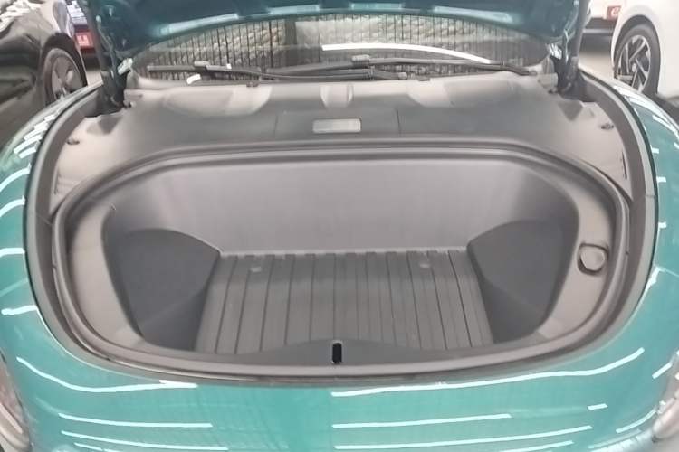 Used Xiaomi Auto SU7 Ultra 2025 Ultra Model Engine Bay