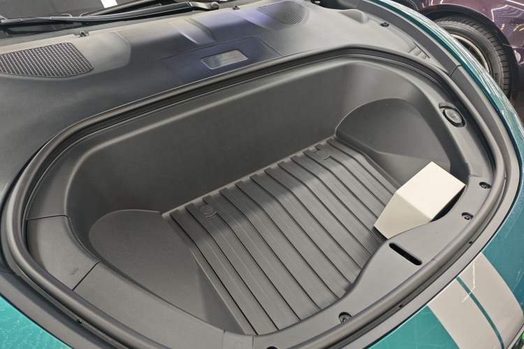 Used Xiaomi Auto SU7 Ultra 2025 Ultra Model Engine Bay