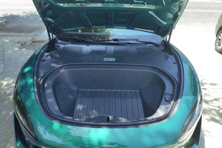 Used Xiaomi Auto SU7 Ultra 2025 Ultra Model Engine Bay