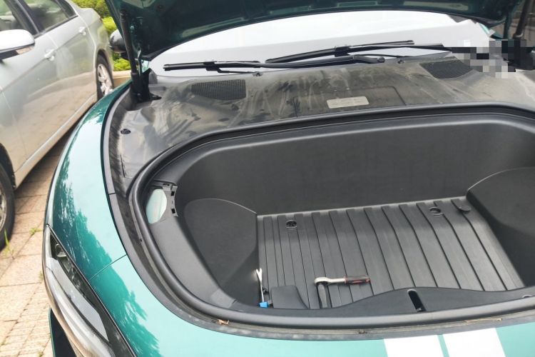 Used Xiaomi Auto SU7 Ultra 2025 Ultra Model Engine Bay Right