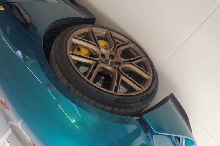 Used Xiaomi Auto SU7 Ultra 2025 Ultra Model Exterior 4