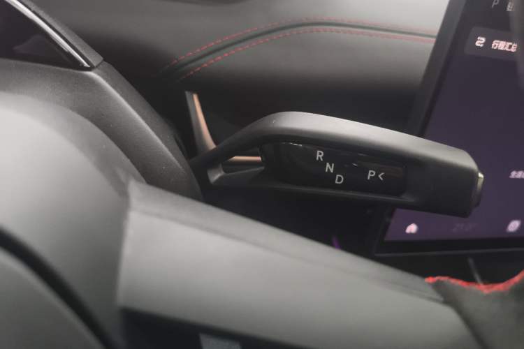 Used Xiaomi Auto SU7 Ultra 2025 Ultra Model Gear Lever