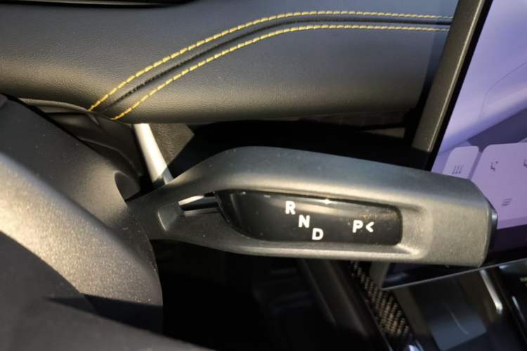Used Xiaomi Auto SU7 Ultra 2025 Ultra Model Gear Lever