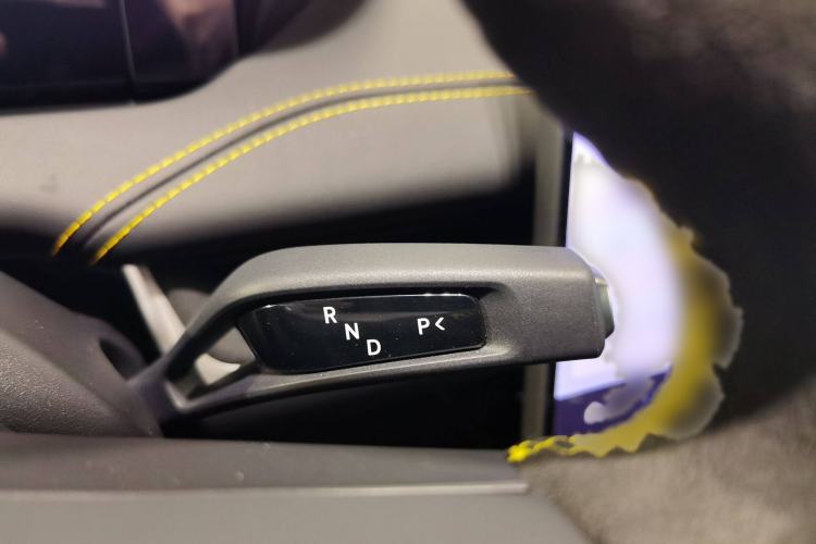 Used Xiaomi Auto SU7 Ultra 2025 Ultra Model Gear Lever