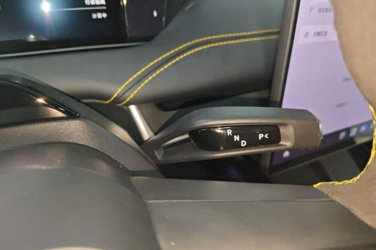 Used Xiaomi Auto SU7 Ultra 2025 Ultra Model Gear Lever