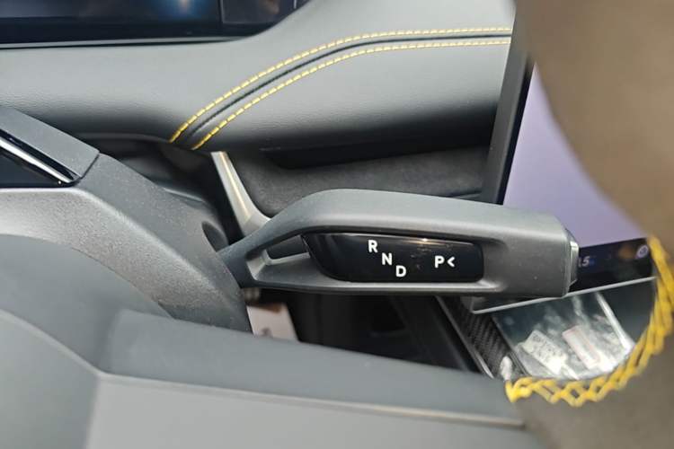 Used Xiaomi Auto SU7 Ultra 2025 Ultra Model Gear Lever