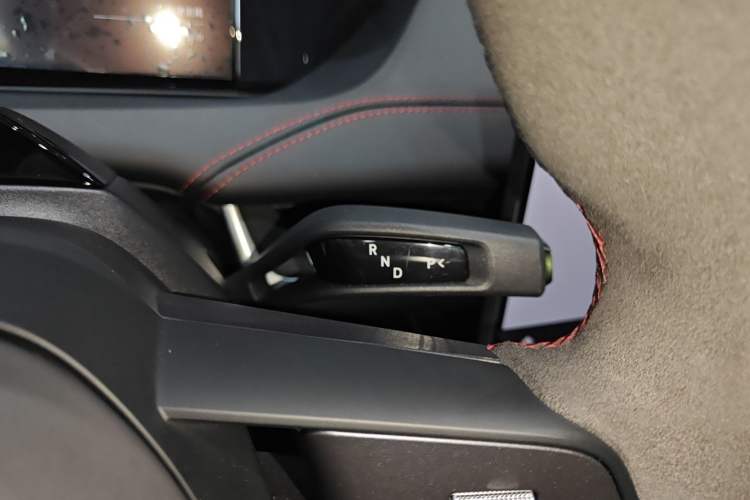 Used Xiaomi Auto SU7 Ultra 2025 Ultra Model Gear Lever