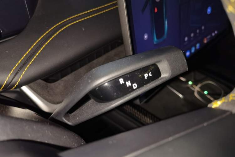 Used Xiaomi Auto SU7 Ultra 2025 Ultra Model Gear Lever