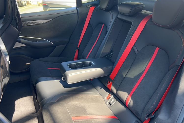 Used Xiaomi Auto SU7 Ultra 2025 Ultra Model Interior 1