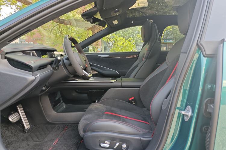Used Xiaomi Auto SU7 Ultra 2025 Ultra Model Interior 1
