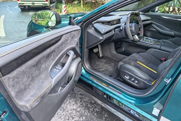 Used Xiaomi Auto SU7 Ultra 2025 Ultra Model Interior 3