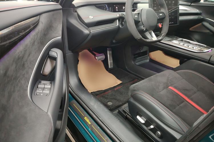Used Xiaomi Auto SU7 Ultra 2025 Ultra Model Interior 3