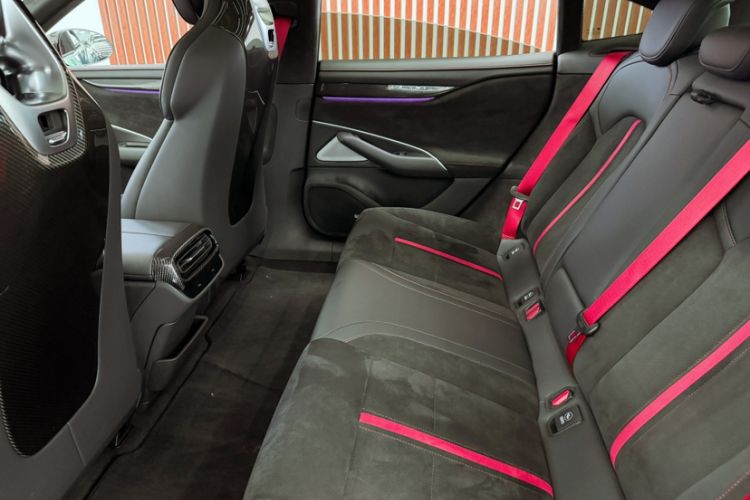 Used Xiaomi Auto SU7 Ultra 2025 Ultra Model Interior 4