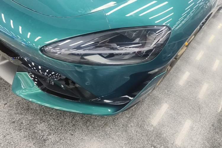 Used Xiaomi Auto SU7 Ultra 2025 Ultra Model Left Front Headlight