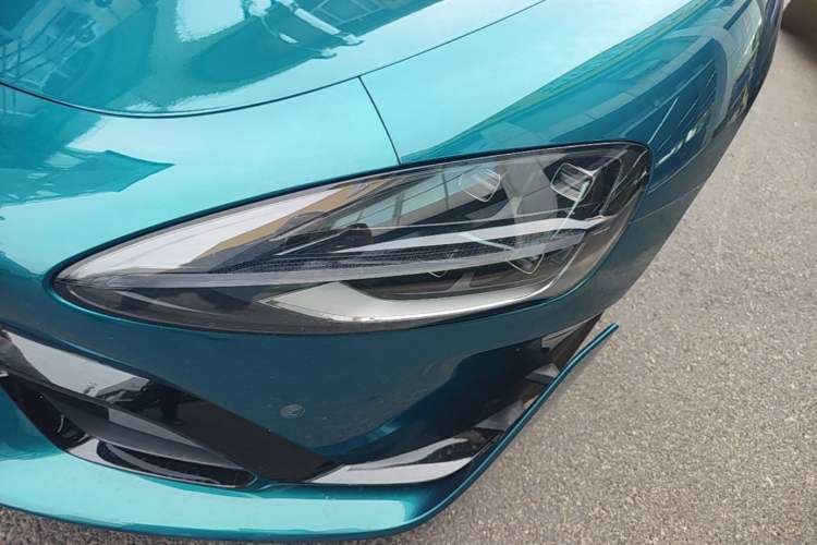 Used Xiaomi Auto SU7 Ultra 2025 Ultra Model Left Front Headlight