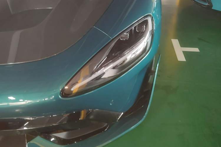 Used Xiaomi Auto SU7 Ultra 2025 Ultra Model Left Front Headlight