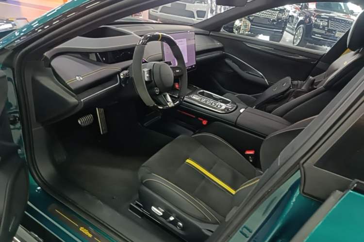 Used Xiaomi Auto SU7 Ultra 2025 Ultra Model Left Front Seat