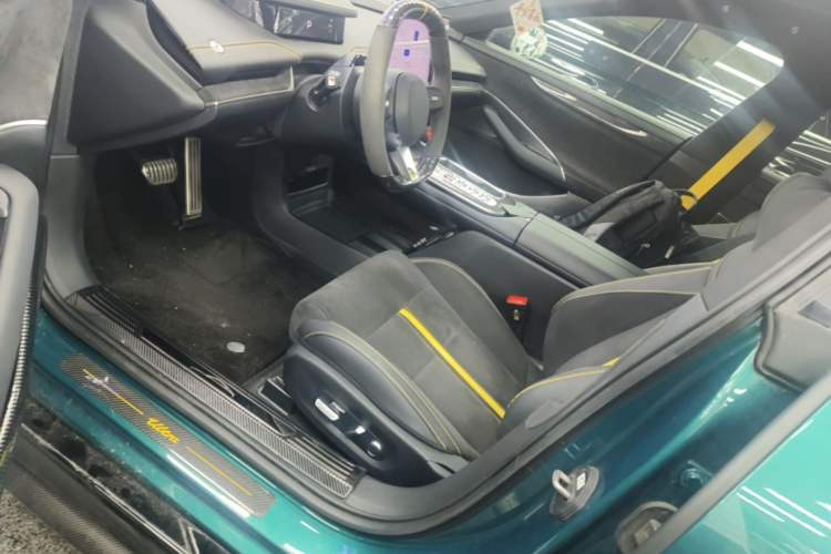 Used Xiaomi Auto SU7 Ultra 2025 Ultra Model Left Front Seat