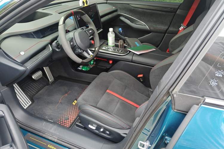 Used Xiaomi Auto SU7 Ultra 2025 Ultra Model Left Front Seat
