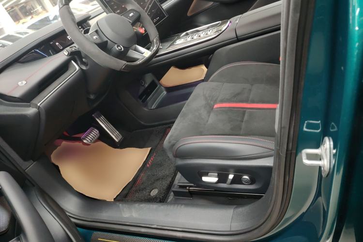Used Xiaomi Auto SU7 Ultra 2025 Ultra Model Left Front Seat