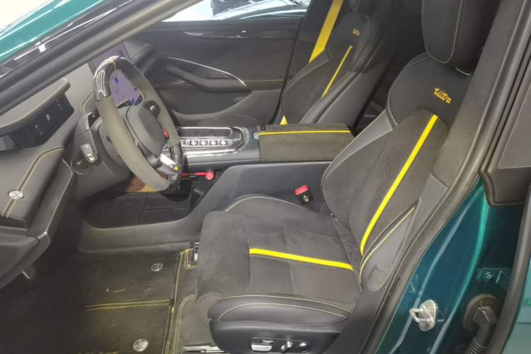 Used Xiaomi Auto SU7 Ultra 2025 Ultra Model Left Front Seat