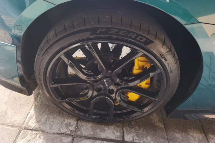 Used Xiaomi Auto SU7 Ultra 2025 Ultra Model Left Front Wheel Hub