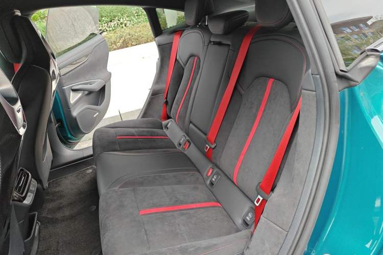 Used Xiaomi Auto SU7 Ultra 2025 Ultra Model Left Rear Seat