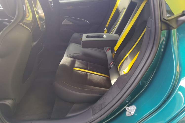 Used Xiaomi Auto SU7 Ultra 2025 Ultra Model Left Rear Seat
