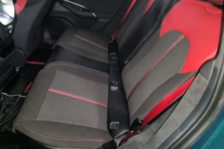 Used Xiaomi Auto SU7 Ultra 2025 Ultra Model Left Rear Seat