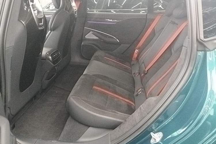 Used Xiaomi Auto SU7 Ultra 2025 Ultra Model Left Rear Seat
