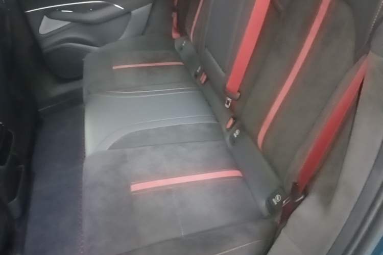 Used Xiaomi Auto SU7 Ultra 2025 Ultra Model Left Rear Seat