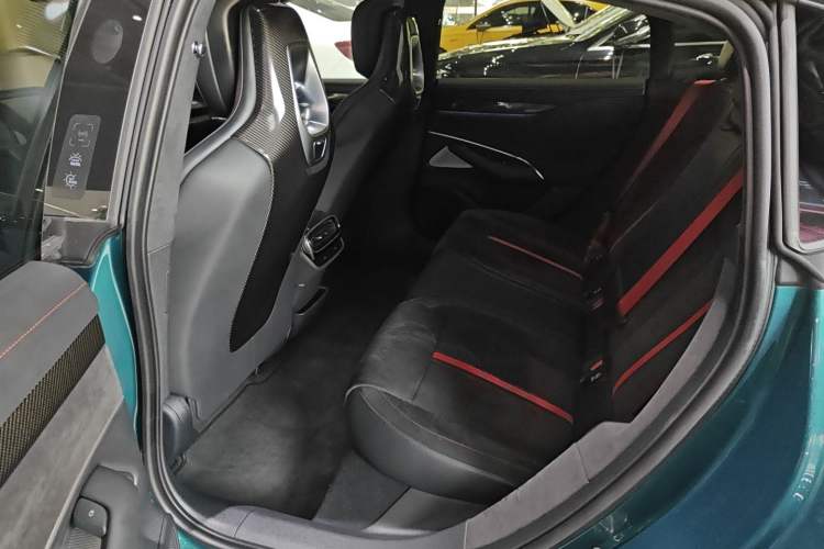 Used Xiaomi Auto SU7 Ultra 2025 Ultra Model Left Rear Seat