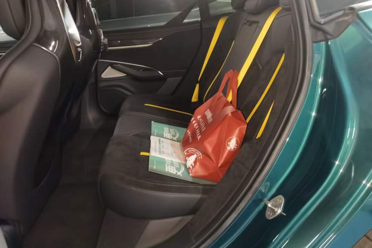 Used Xiaomi Auto SU7 Ultra 2025 Ultra Model Left Rear Seat