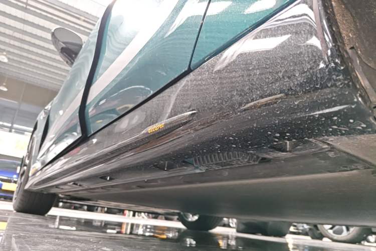 Used Xiaomi Auto SU7 Ultra 2025 Ultra Model Left Side Sill