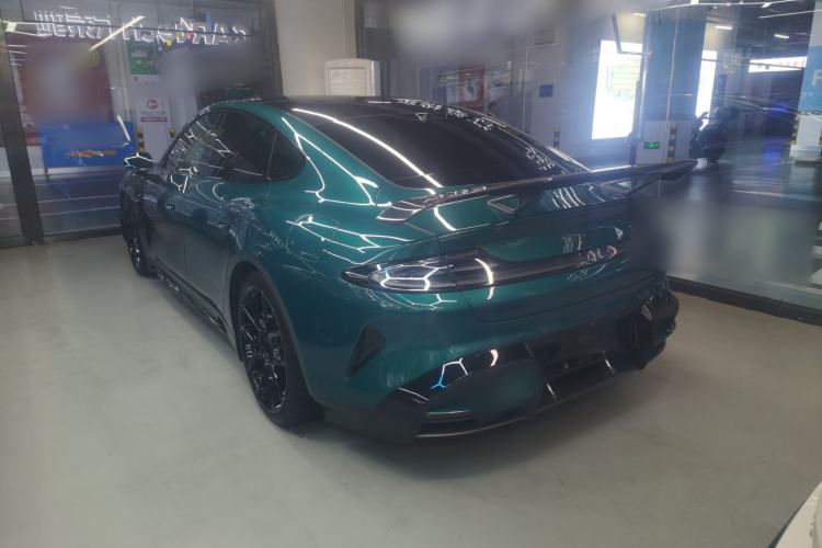 Used Xiaomi Auto SU7 Ultra 2025 Ultra Model Rear Left 45 Deg