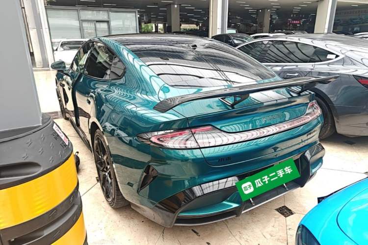 Used Xiaomi Auto SU7 Ultra 2025 Ultra Model Rear Left 45 Deg