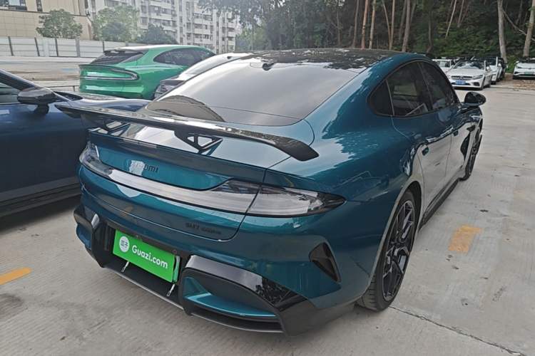 Used Xiaomi Auto SU7 Ultra 2025 Ultra Model Rear Right 45 Deg