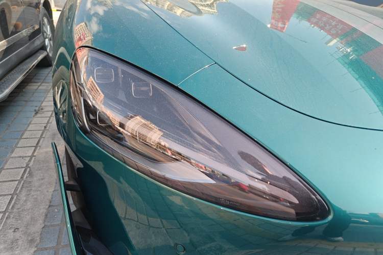 Used Xiaomi Auto SU7 Ultra 2025 Ultra Model Right Front Headlight