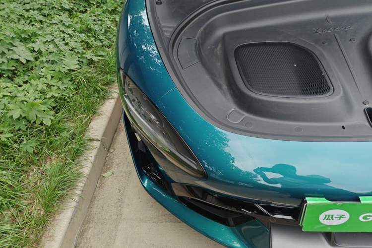 Used Xiaomi Auto SU7 Ultra 2025 Ultra Model Right Front Headlight