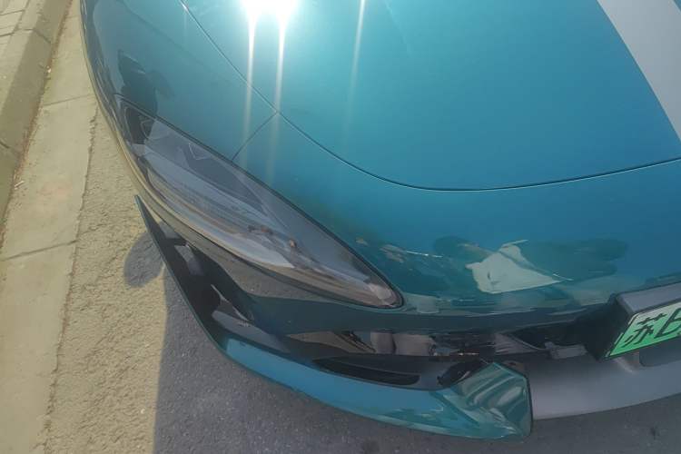 Used Xiaomi Auto SU7 Ultra 2025 Ultra Model Right Front Headlight