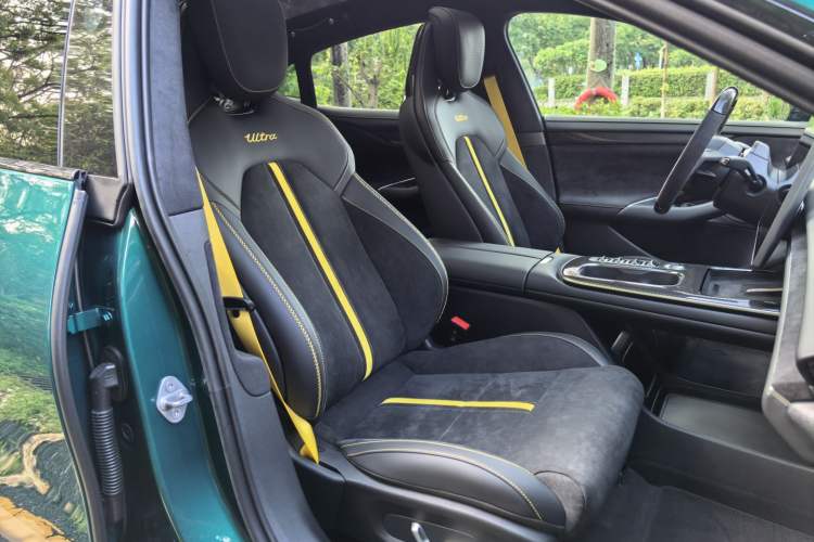 Used Xiaomi Auto SU7 Ultra 2025 Ultra Model Right Front Seat