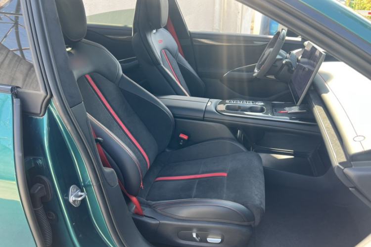 Used Xiaomi Auto SU7 Ultra 2025 Ultra Model Right Front Seat