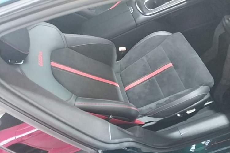 Used Xiaomi Auto SU7 Ultra 2025 Ultra Model Right Front Seat